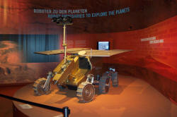 ExoMars_model.jpg (64173 bytes)