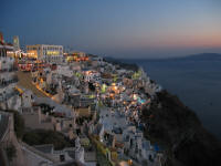 Santorini2.jpg (164459 bytes)