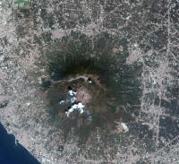 mt_vesuvius.jpg (387881 bytes)