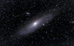 M31.jpg (456141 bytes)